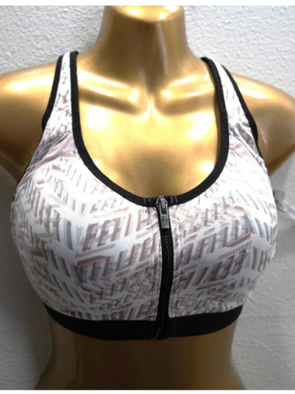 Victoria's Secret VSX Sports Bra size 32DDD